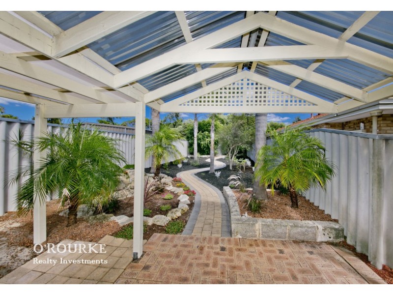 18B Bradbury Place, Alexander Heights WA 6064