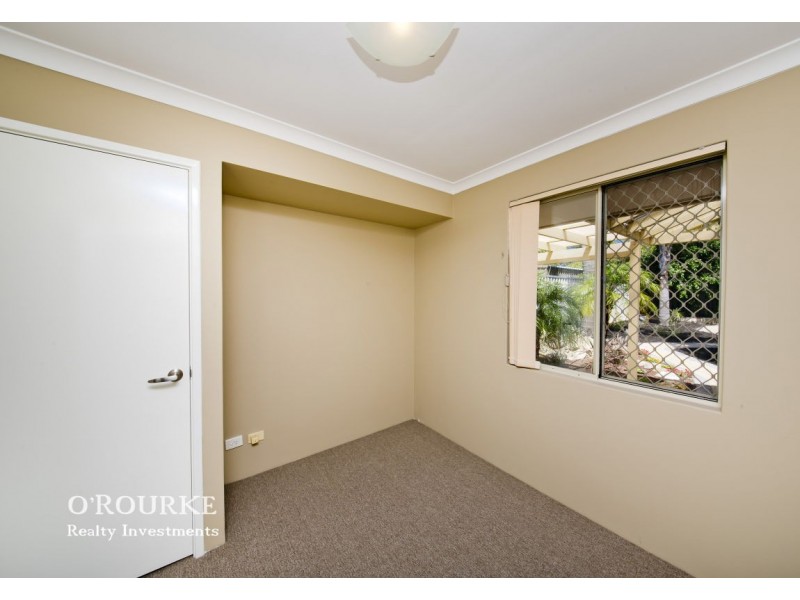 18B Bradbury Place, Alexander Heights WA 6064