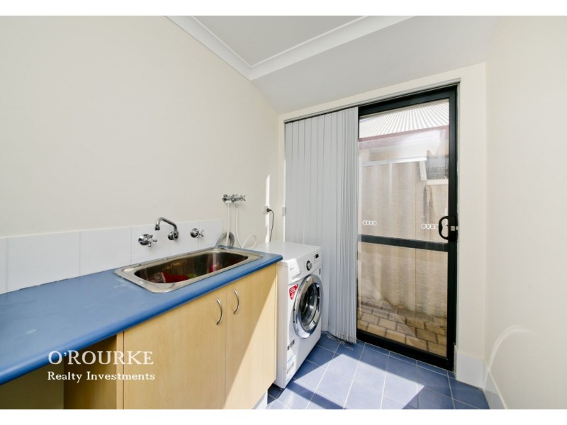 33 Easton Lane, Doubleview WA 6018