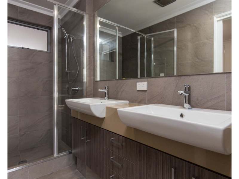 11/53 Oswald Street, Innaloo WA 6018