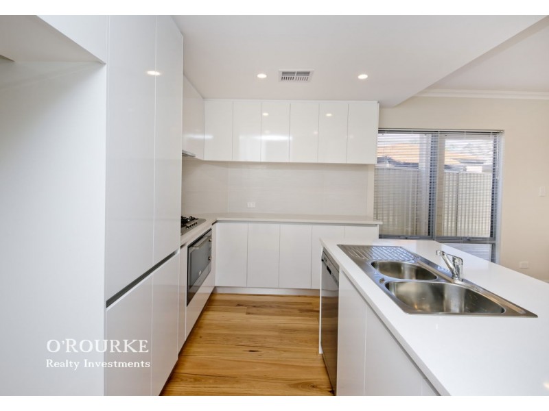 17b Thrall Street, Innaloo WA 6018