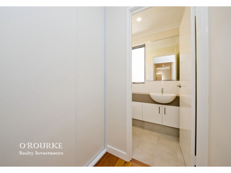 17b Thrall Street, Innaloo WA 6018