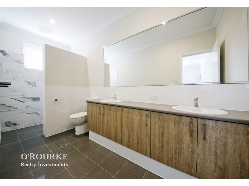 17b Thrall Street, Innaloo WA 6018