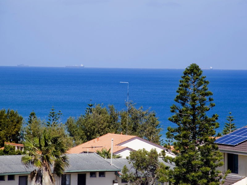 8 Contacio Cove, Trigg WA 6029