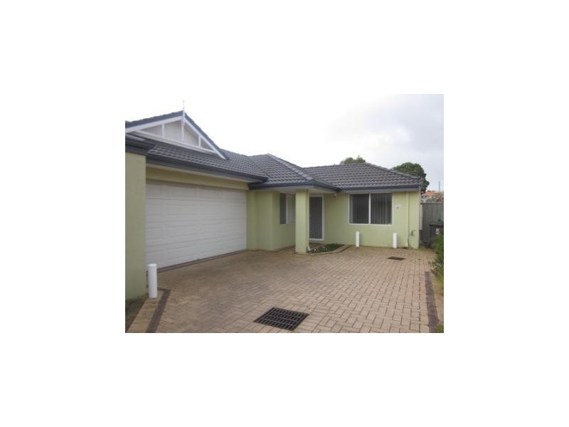 252B Huntriss Street, Doubleview WA 6018