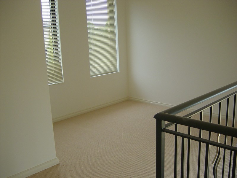 4a Mahlberg Ave, Woodlands WA 6018