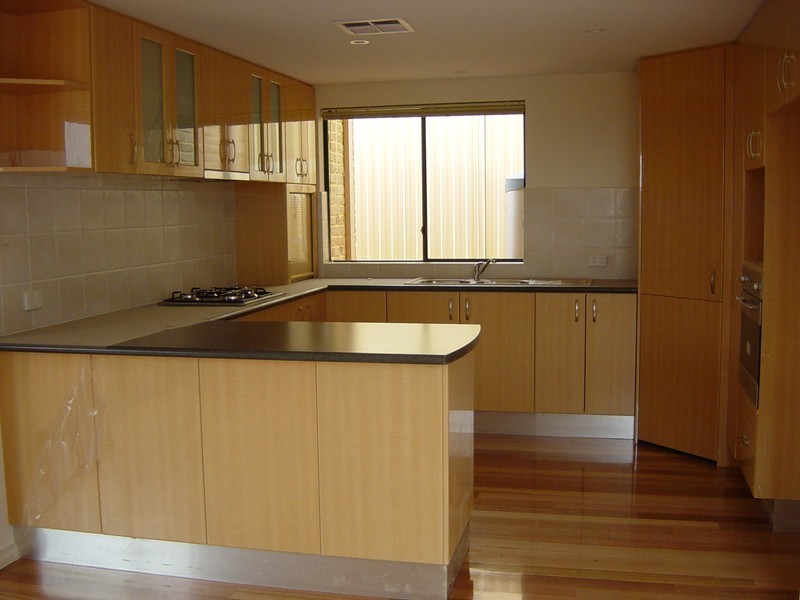 4a Mahlberg Ave, Woodlands WA 6018