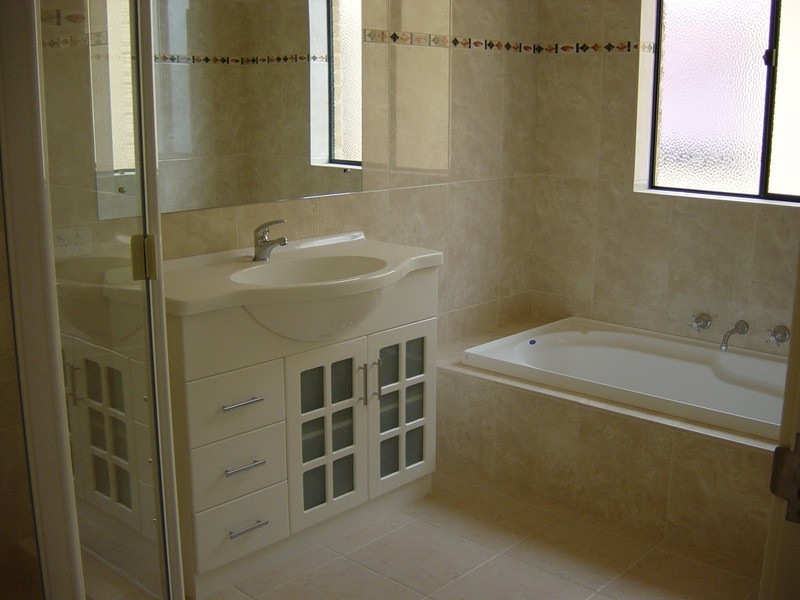 4a Mahlberg Ave, Woodlands WA 6018