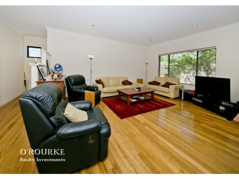 194a Grand Promenade, Doubleview WA 6018