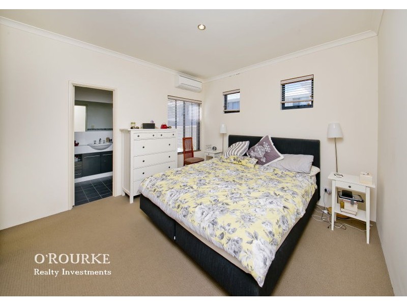 194a Grand Promenade, Doubleview WA 6018