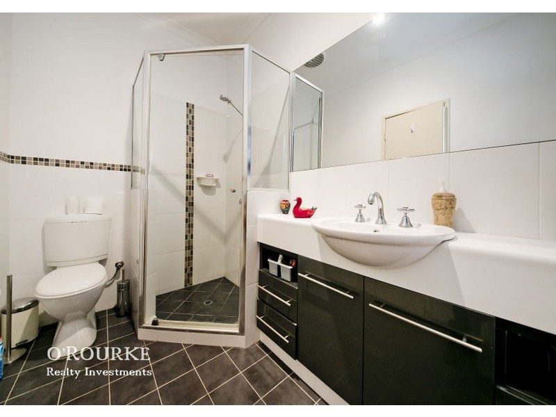 194a Grand Promenade, Doubleview WA 6018