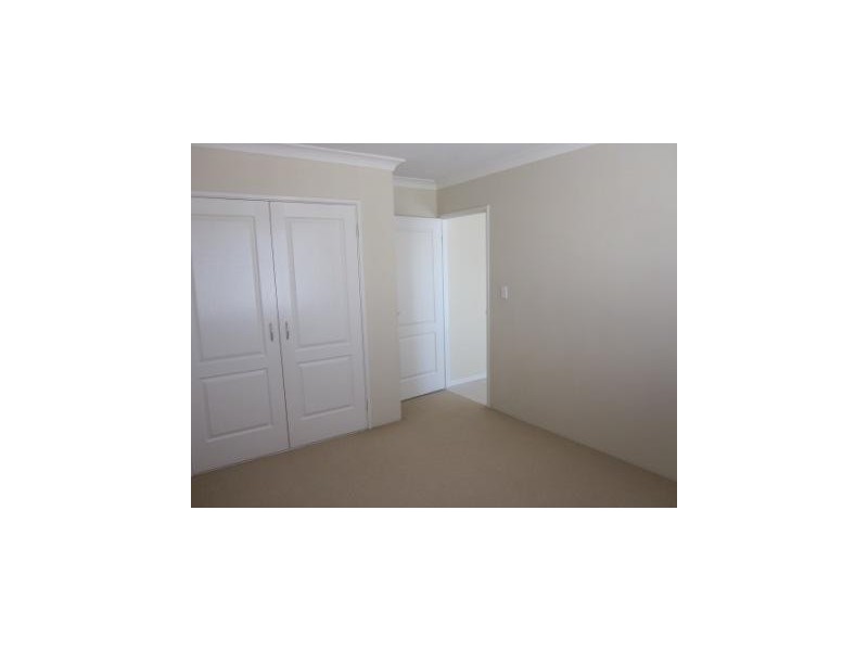 1B BOWRA AVE, Woodlands WA 6018