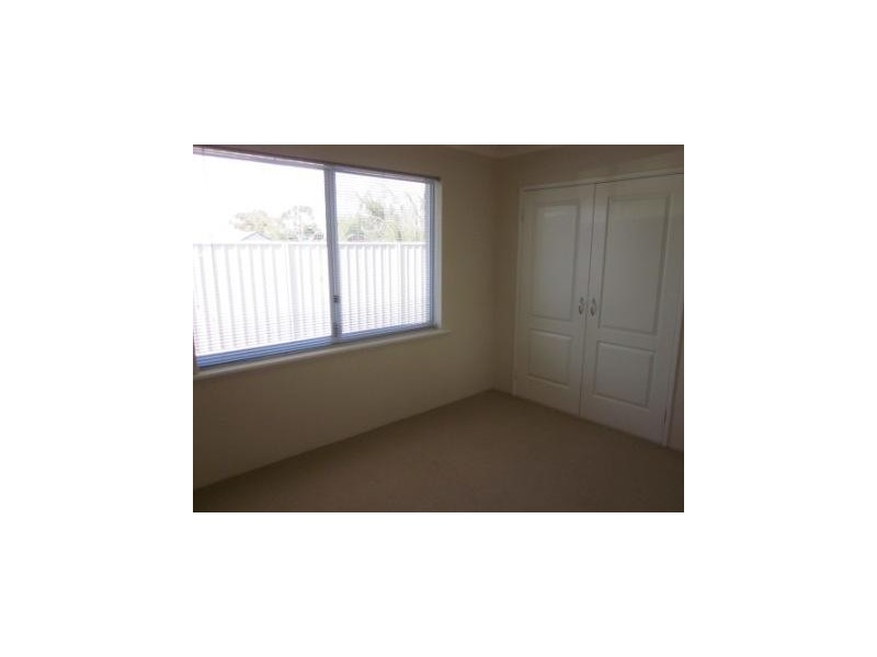 1B BOWRA AVE, Woodlands WA 6018