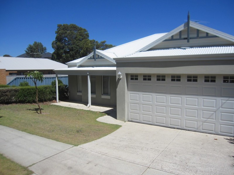 21A Diana Street, Innaloo WA 6018