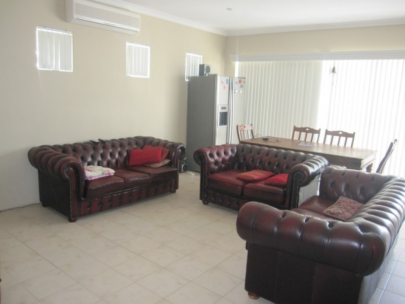 21A Diana Street, Innaloo WA 6018