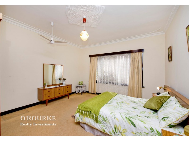 241 Grand Promenade, Doubleview WA 6018