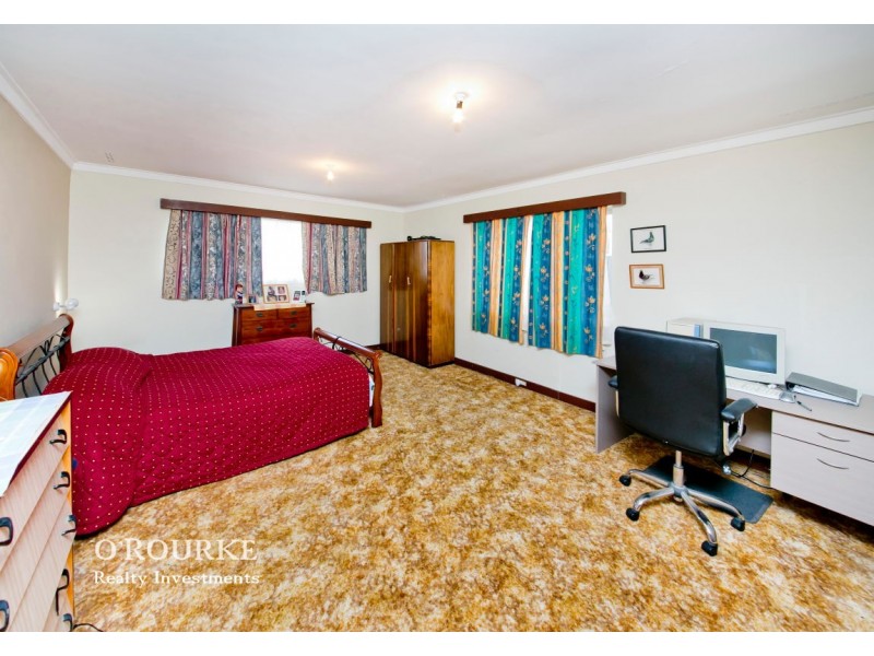 241 Grand Promenade, Doubleview WA 6018