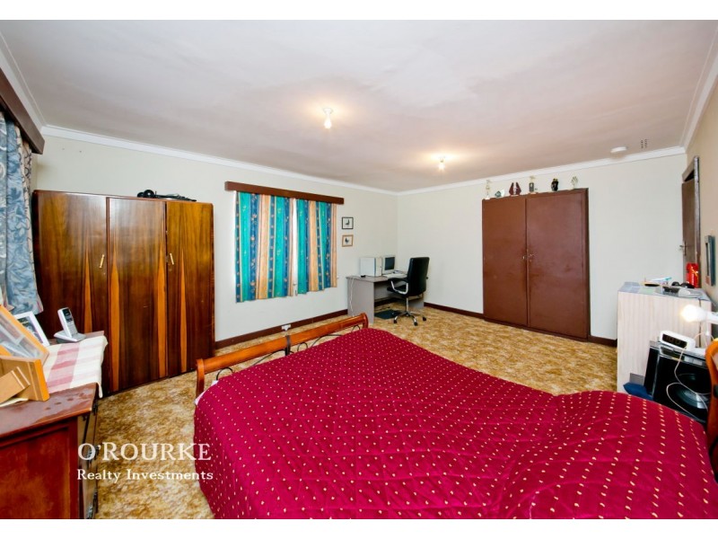 241 Grand Promenade, Doubleview WA 6018