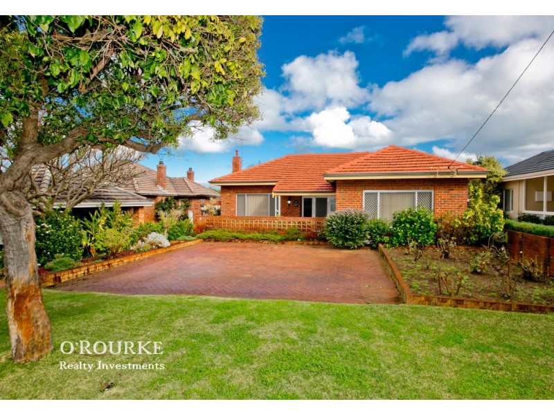 241 Grand Promenade, Doubleview WA 6018