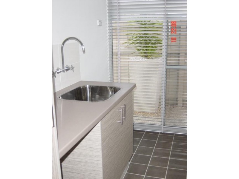 19 Bundaleer Ave, Ellenbrook WA 6069