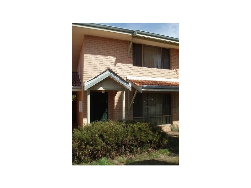 9 Cayley Street, Glendalough WA 6016