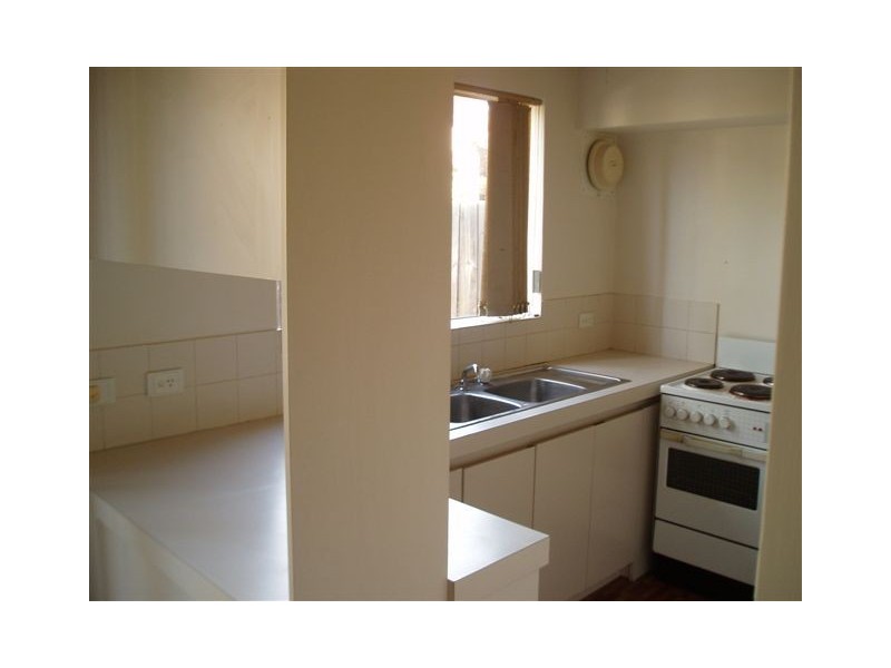 9 Cayley Street, Glendalough WA 6016