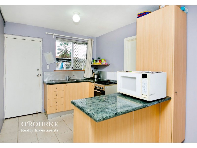 4/19 Odin Road, Innaloo WA 6018