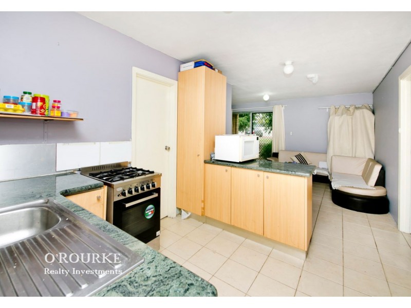 4/19 Odin Road, Innaloo WA 6018