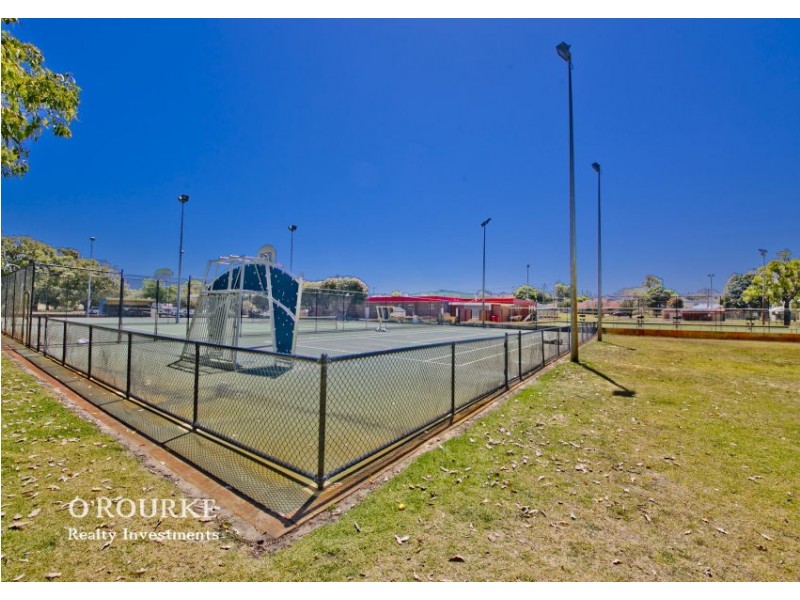 1/55 Langley Crescent, Innaloo WA 6018