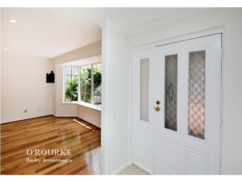 143 b Grand Promenade, Doubleview WA 6018