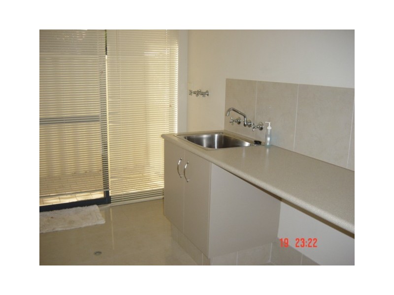 30 c Eden Street, Innaloo WA 6018