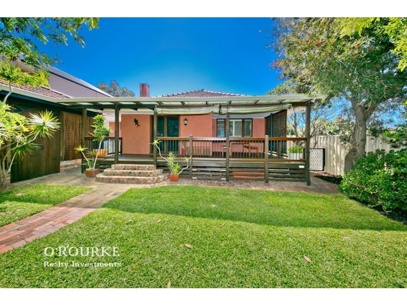 212 Grand Promenade, Doubleview WA 6018