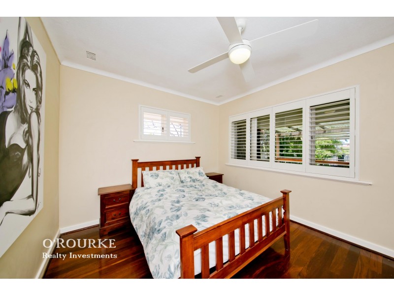 212 Grand Promenade, Doubleview WA 6018