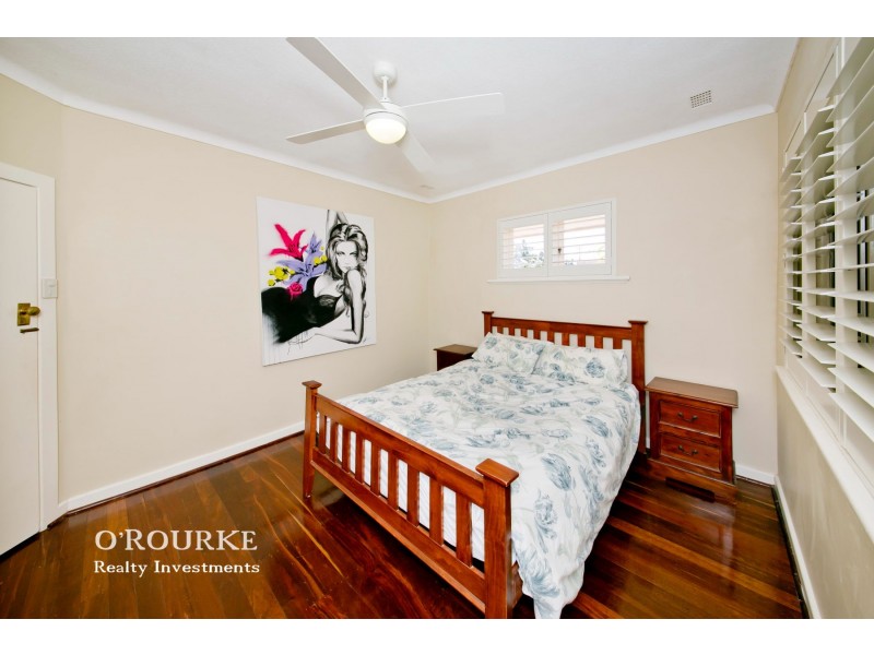 212 Grand Promenade, Doubleview WA 6018