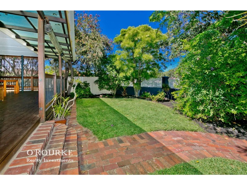 212 Grand Promenade, Doubleview WA 6018