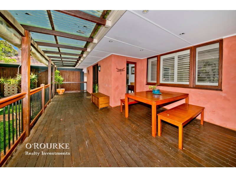 212 Grand Promenade, Doubleview WA 6018