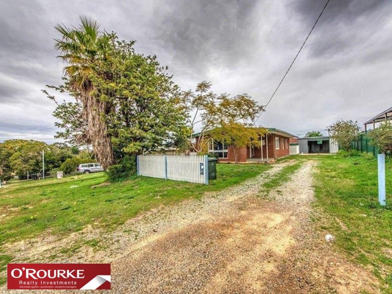32 Denston Way, Girrawheen WA 6064