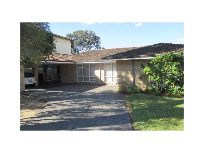 20 Clark Place, Karrinyup WA 6018