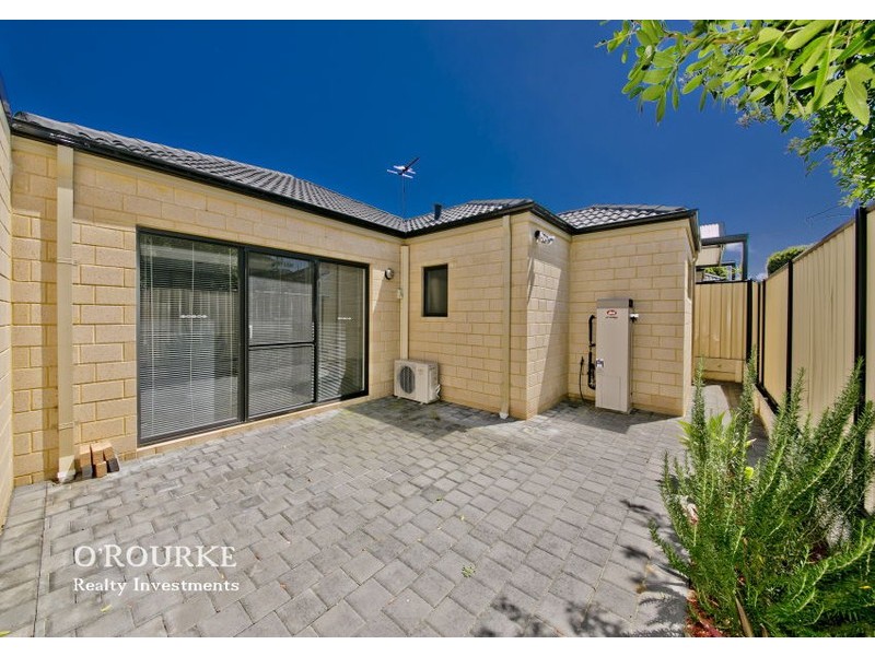 9C Donar Street, Innaloo WA 6018