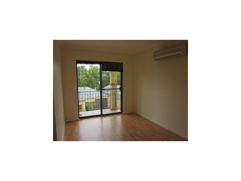 4/439 Karrinyup Rd, Karrinyup WA 6018