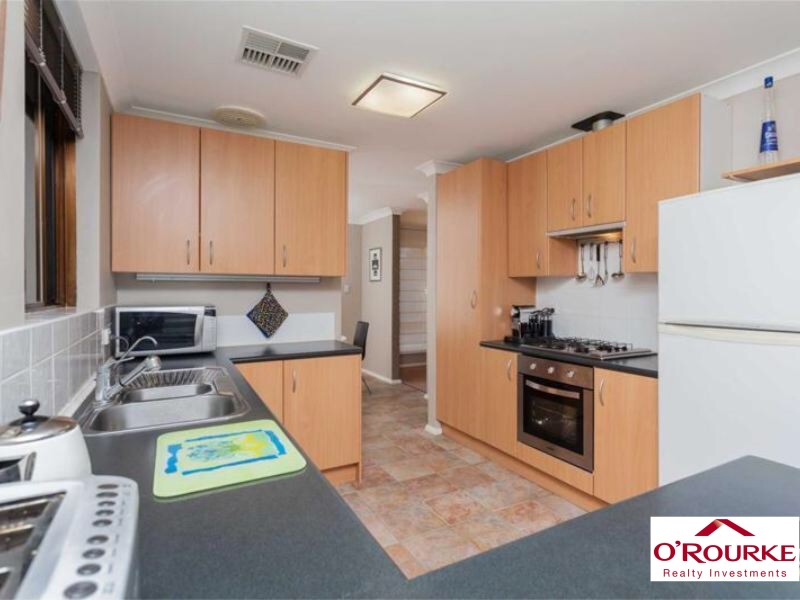 33 Luccombe Way, Karrinyup WA 6018