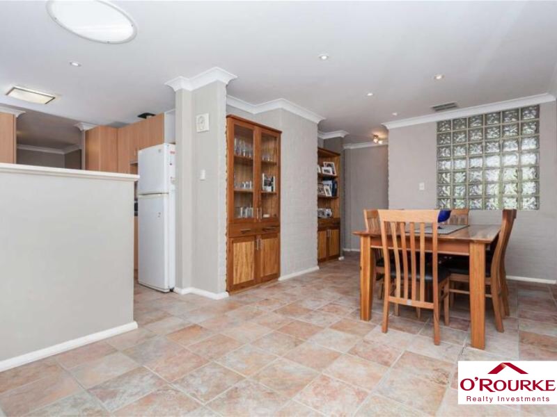 33 Luccombe Way, Karrinyup WA 6018