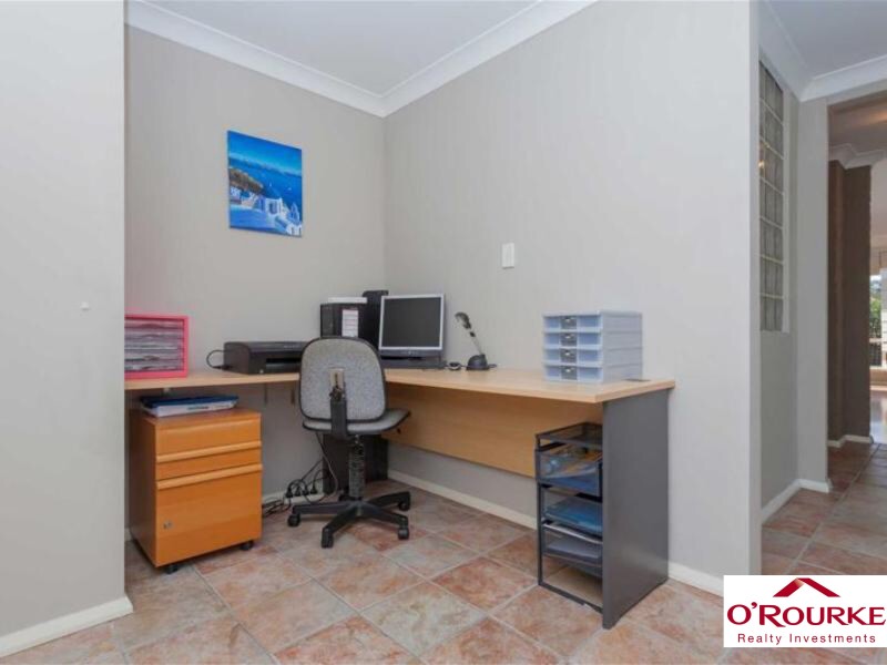 33 Luccombe Way, Karrinyup WA 6018