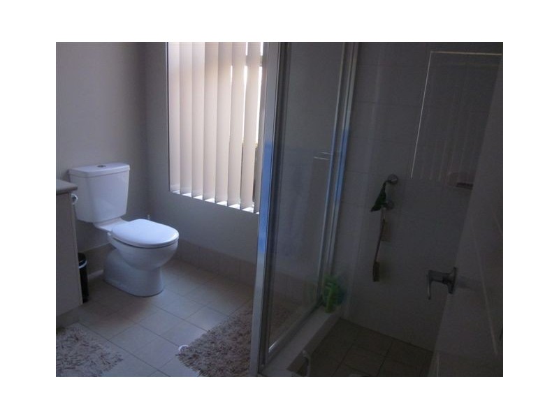 8/7  Hertha Road, Innaloo WA 6018