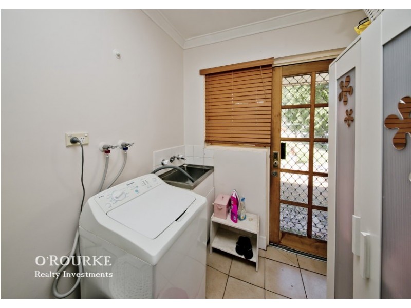 23 b Brendon Way, Karrinyup WA 6018