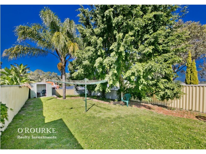 23 b Brendon Way, Karrinyup WA 6018
