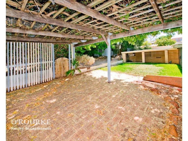 11 Panton Crescent, Karrinyup WA 6018