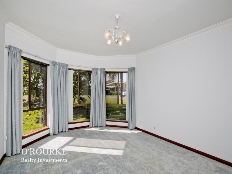 1  Abney Place, Trigg WA 6029