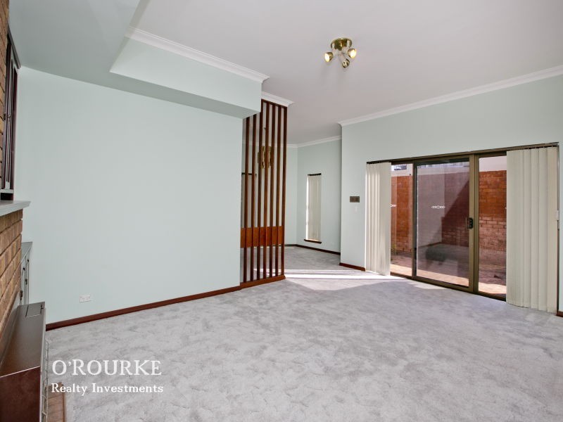 1  Abney Place, Trigg WA 6029