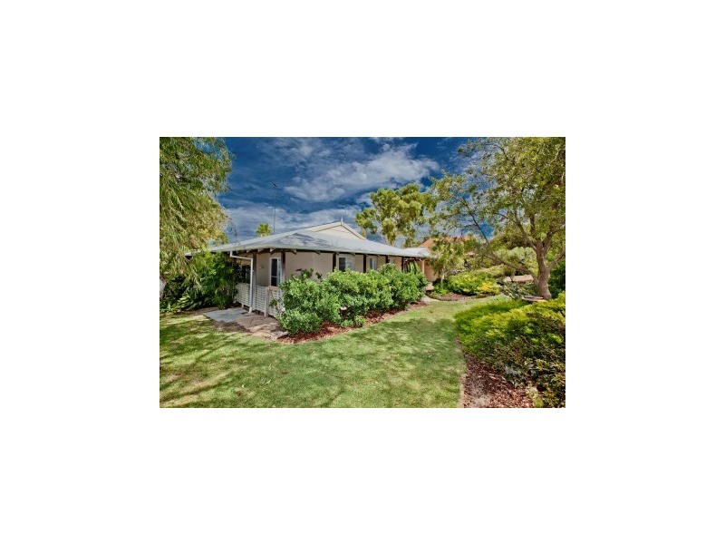 35 Anemone Way, Mullaloo WA 6027